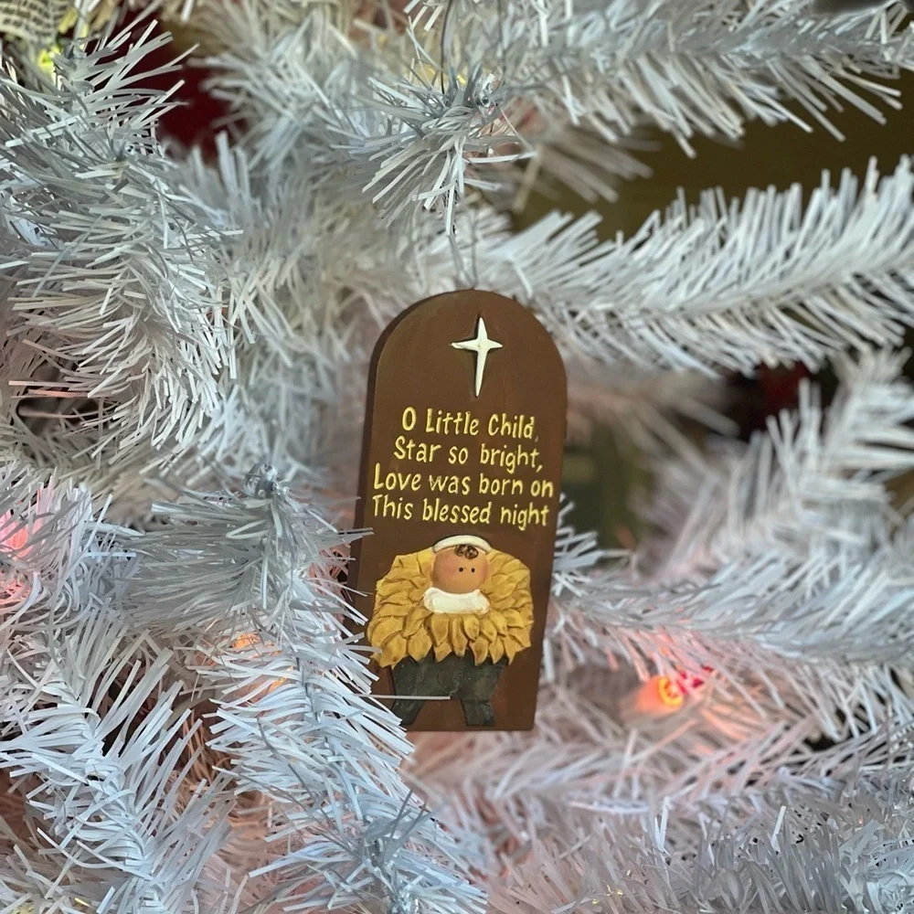 Vintage 1970’s Nativity Christmas Ornament